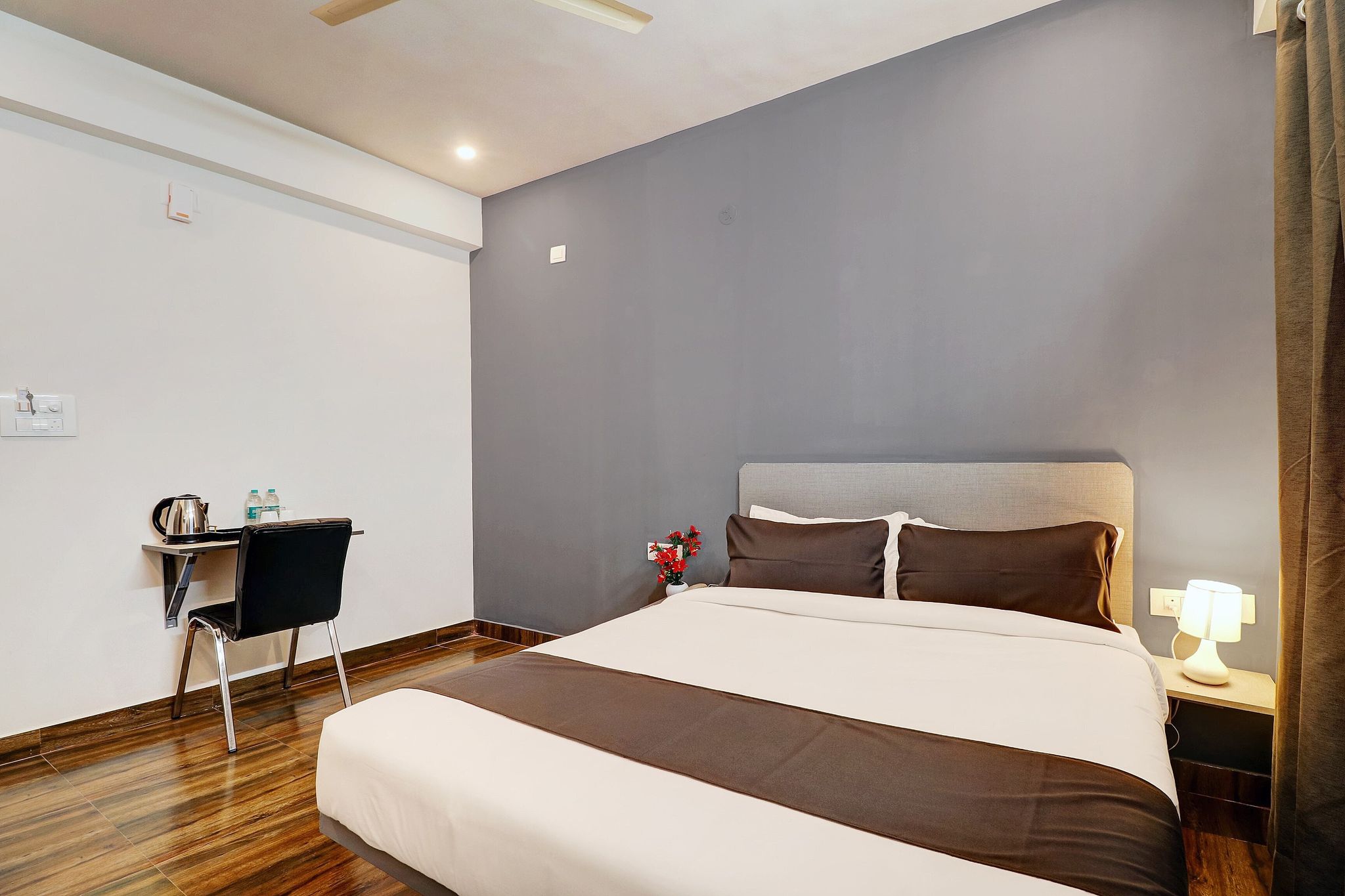 Super Townhouse Ecity Inn Classic 4