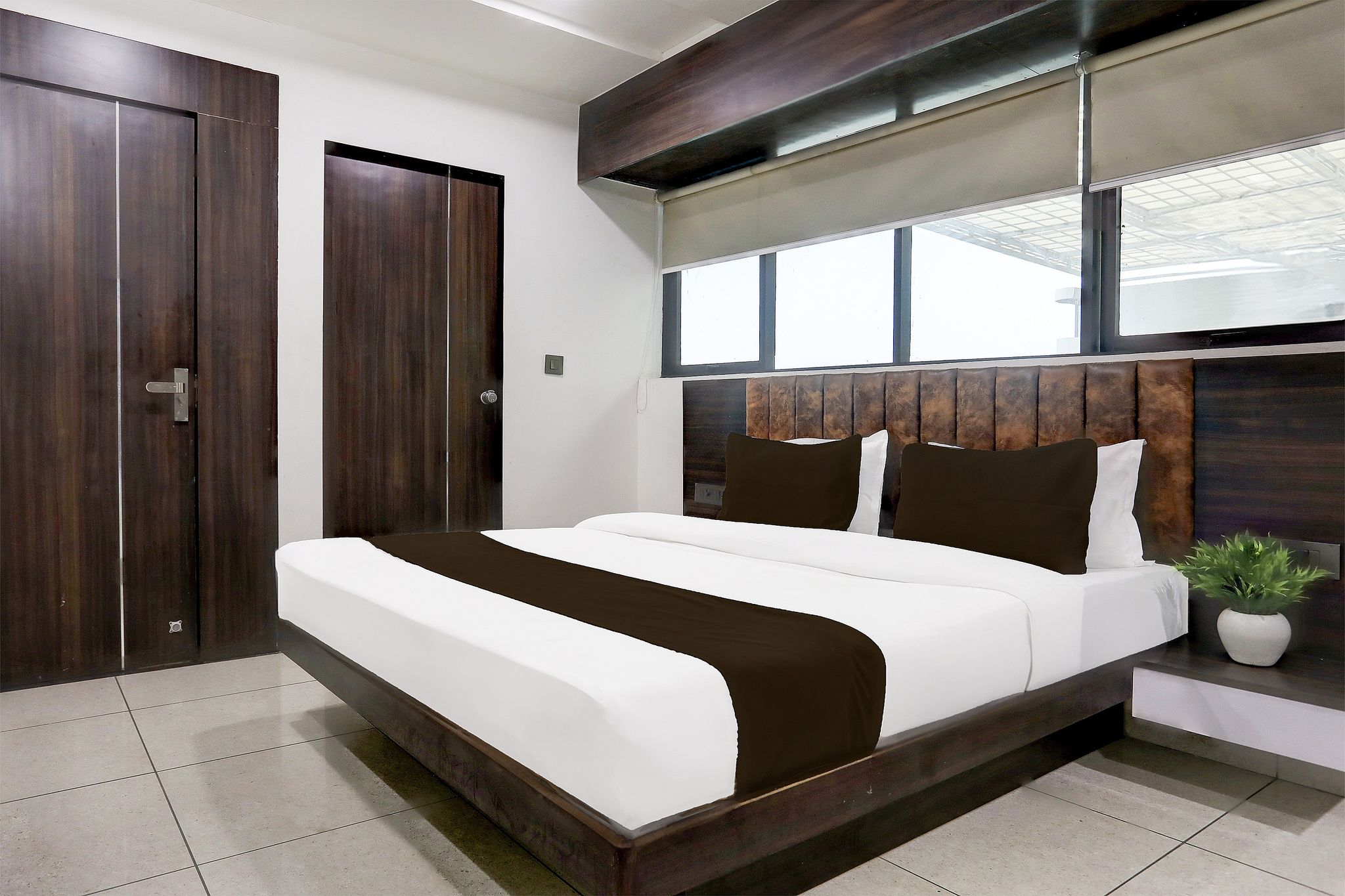 Super Hotel O Nana Chiloda Near Airport Formerly Green Valley Classic 4