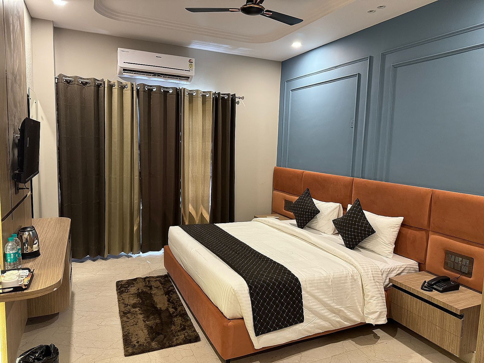 Super Deluxe Room