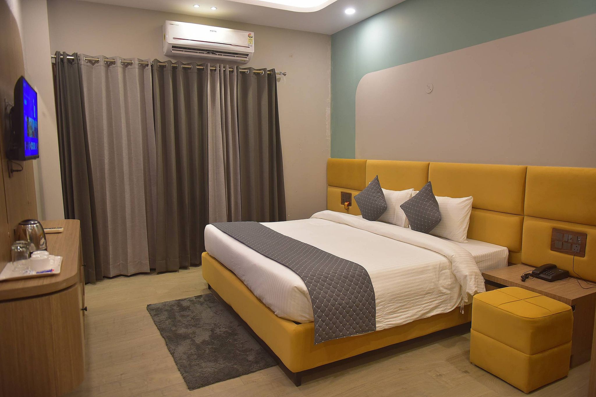 The Fresco Resort Deluxe Room 4