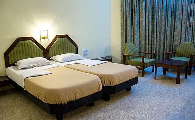 Hotel Paradise - Dasaprakash Group Standard Non AC