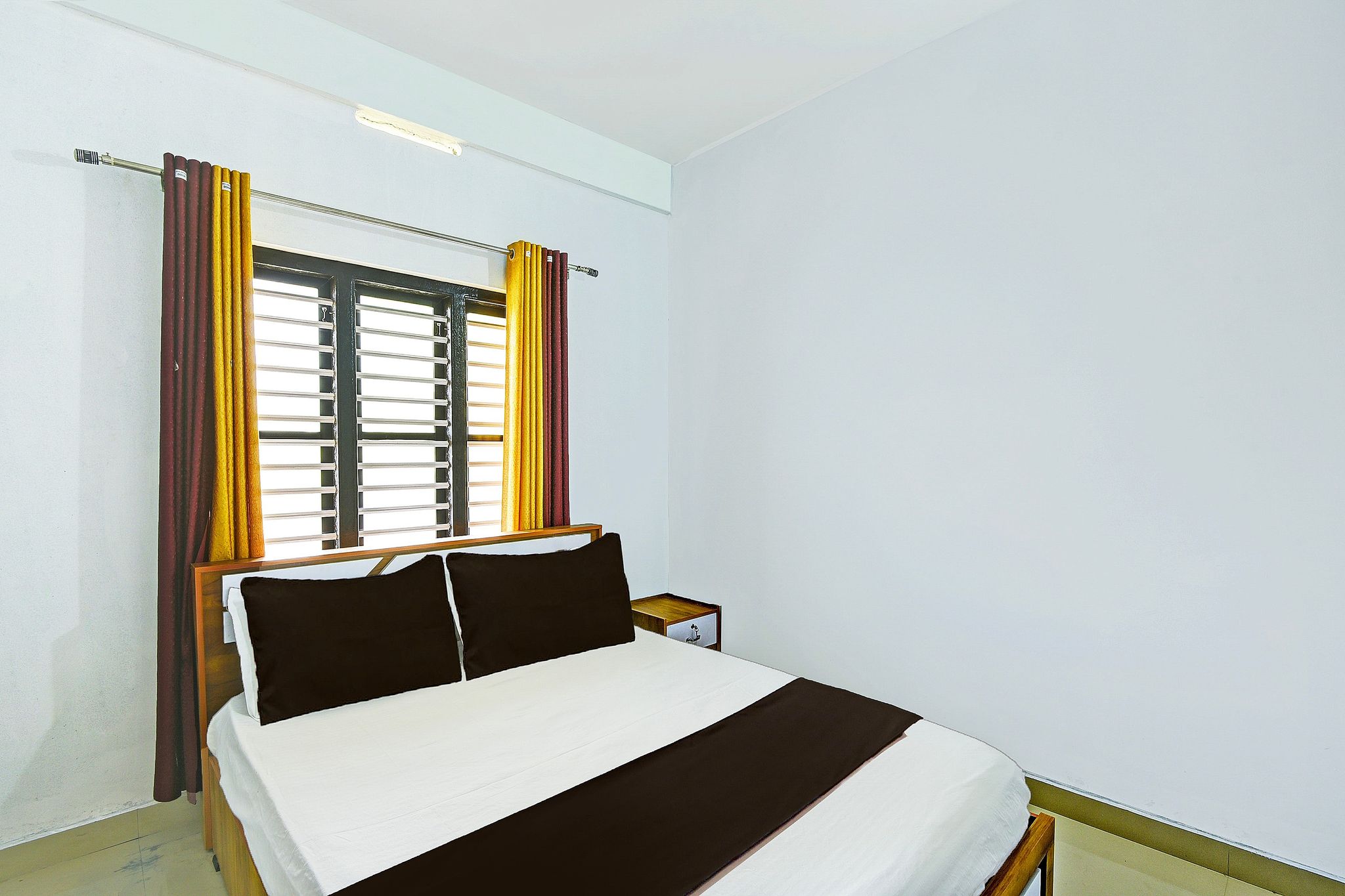 Super OYO Blue Sky Apartment Classic 14