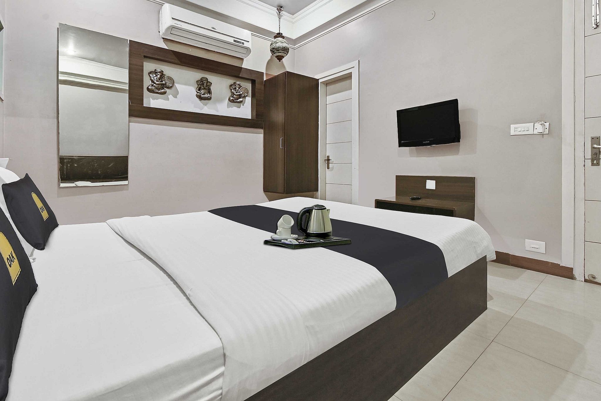 Super Townhouse Mansarovar Near Metro Station Formerly Dev Villas Classic 2