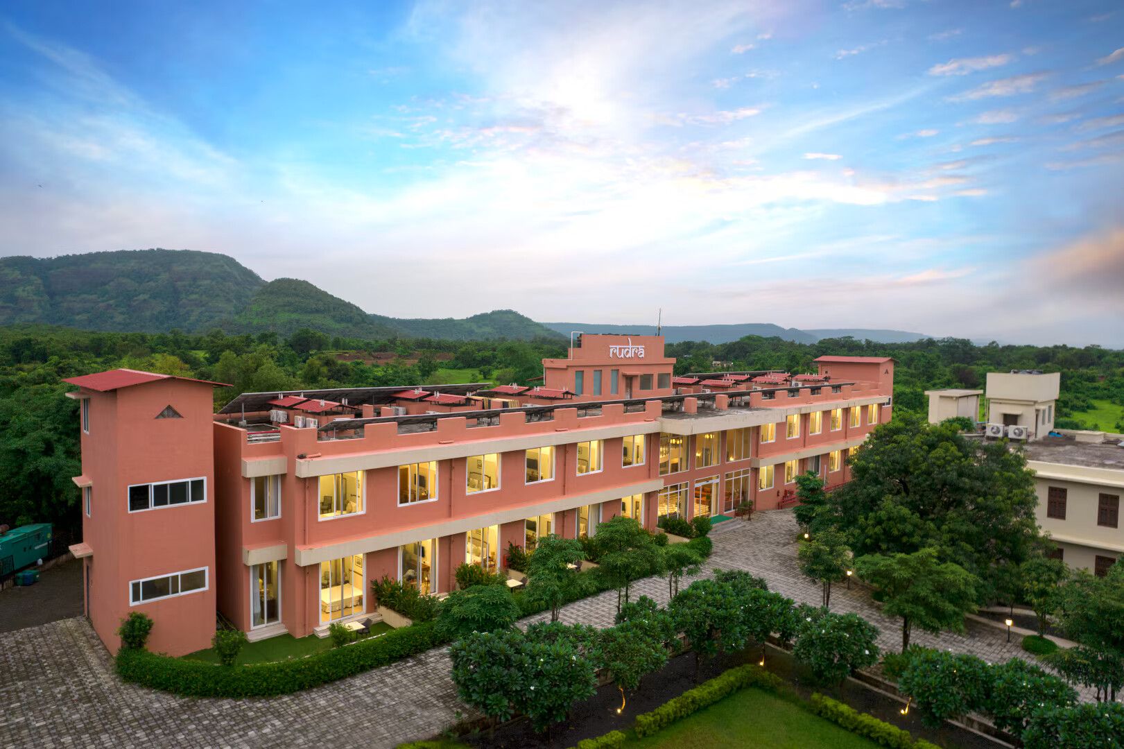 juSTa Rudra Resort & Spa