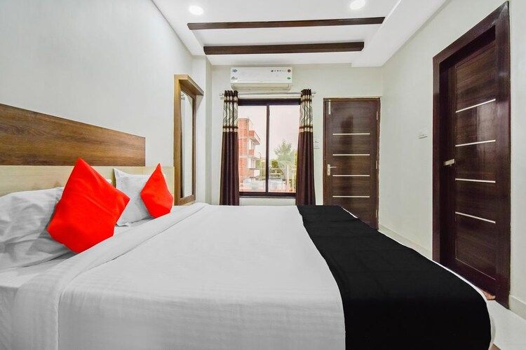 The Nd Grande Hotel Deluxe Room 4