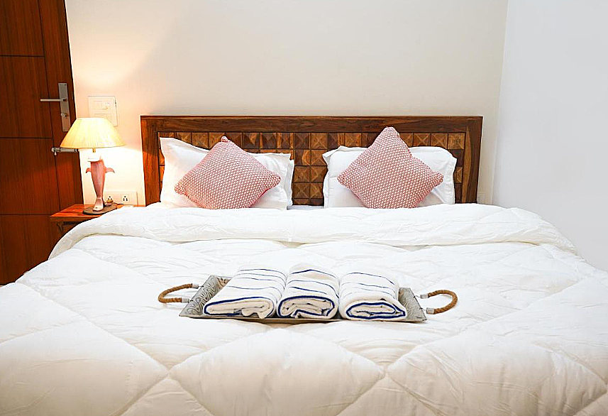 Lime Tree 3BHK Serviced Apartments, DLF Phase - 5 Gurgaon 3 BHK Apartment 3