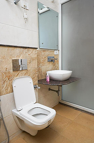 Lime Tree 3BHK Serviced Apartments, DLF Phase - 5 Gurgaon 3 BHK Apartment 5