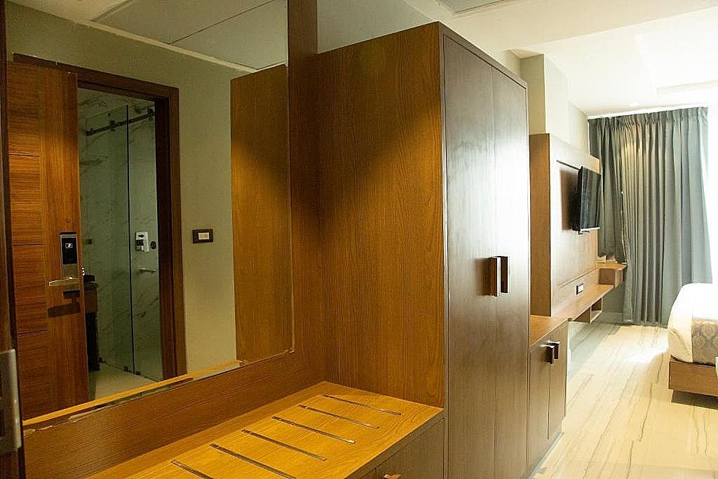 Cosmos Westend City Centre Superior Room 8