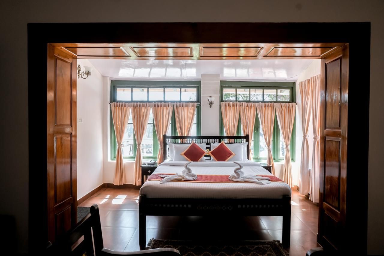 Lake View - Double Room