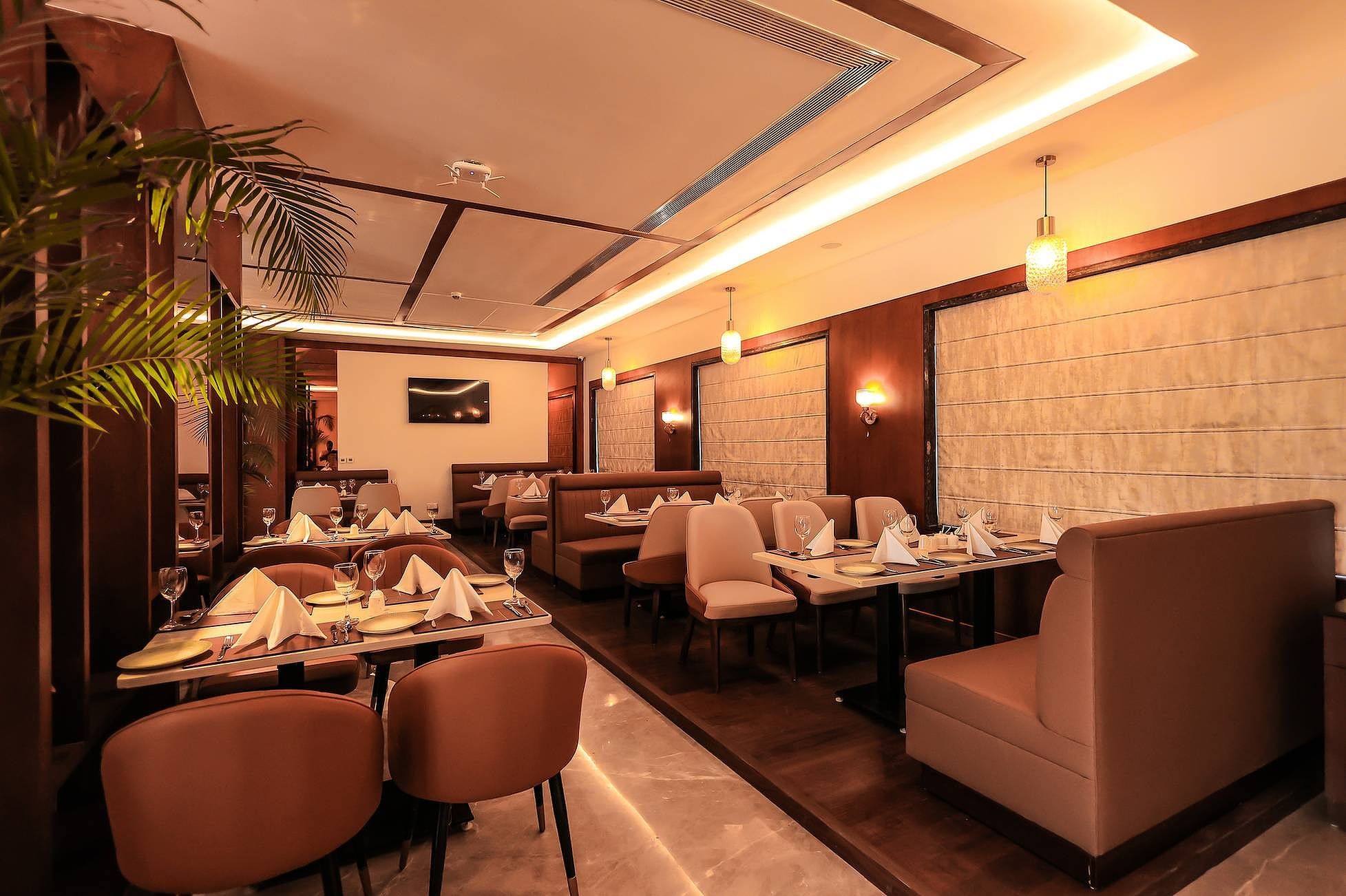 Food & Dining