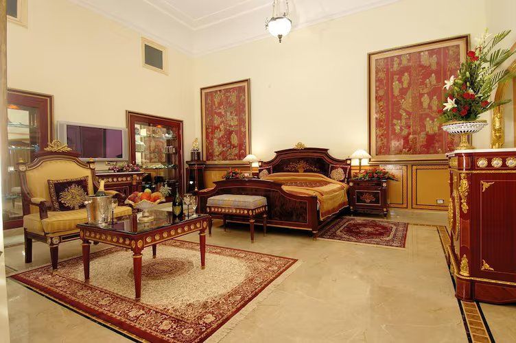Palace Suite