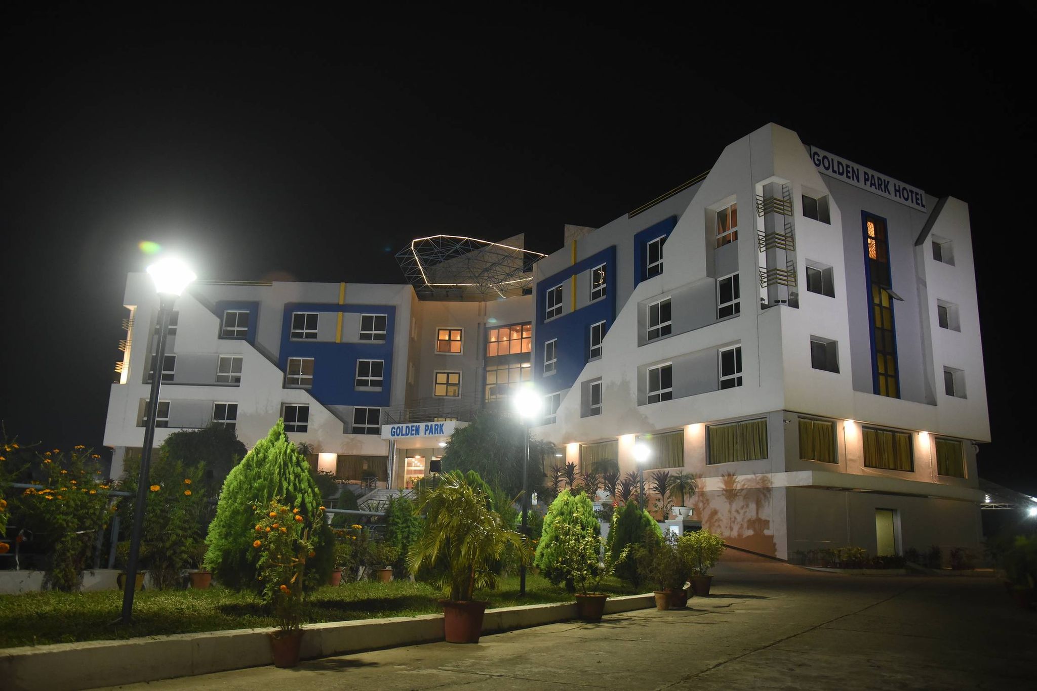 Golden Park Hotel and Resort