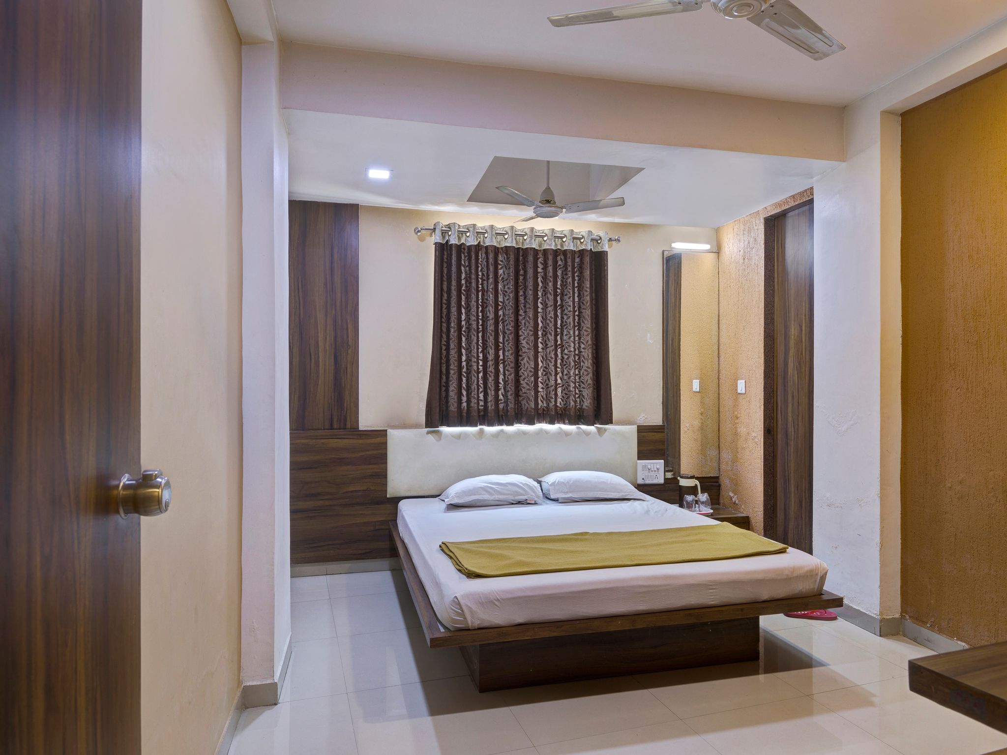 Hotel Saffron Deluxe AC Room 5