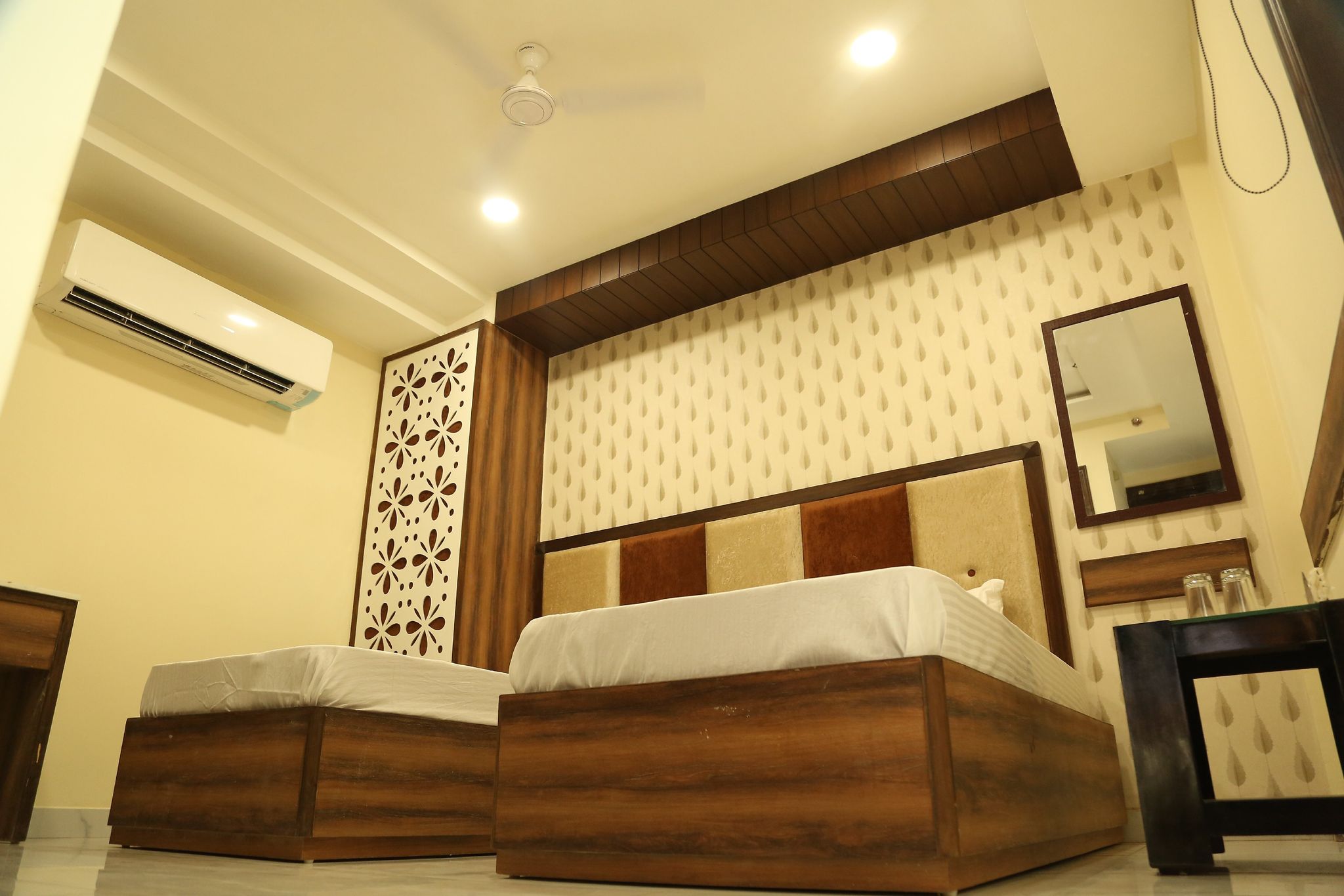 Super Deluxe Twin Room