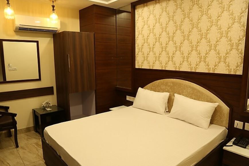 Hotel Crossway Regular Room 2