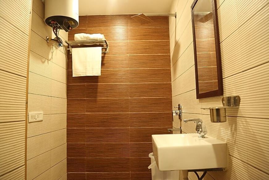 Hotel Crossway Regular Room 3