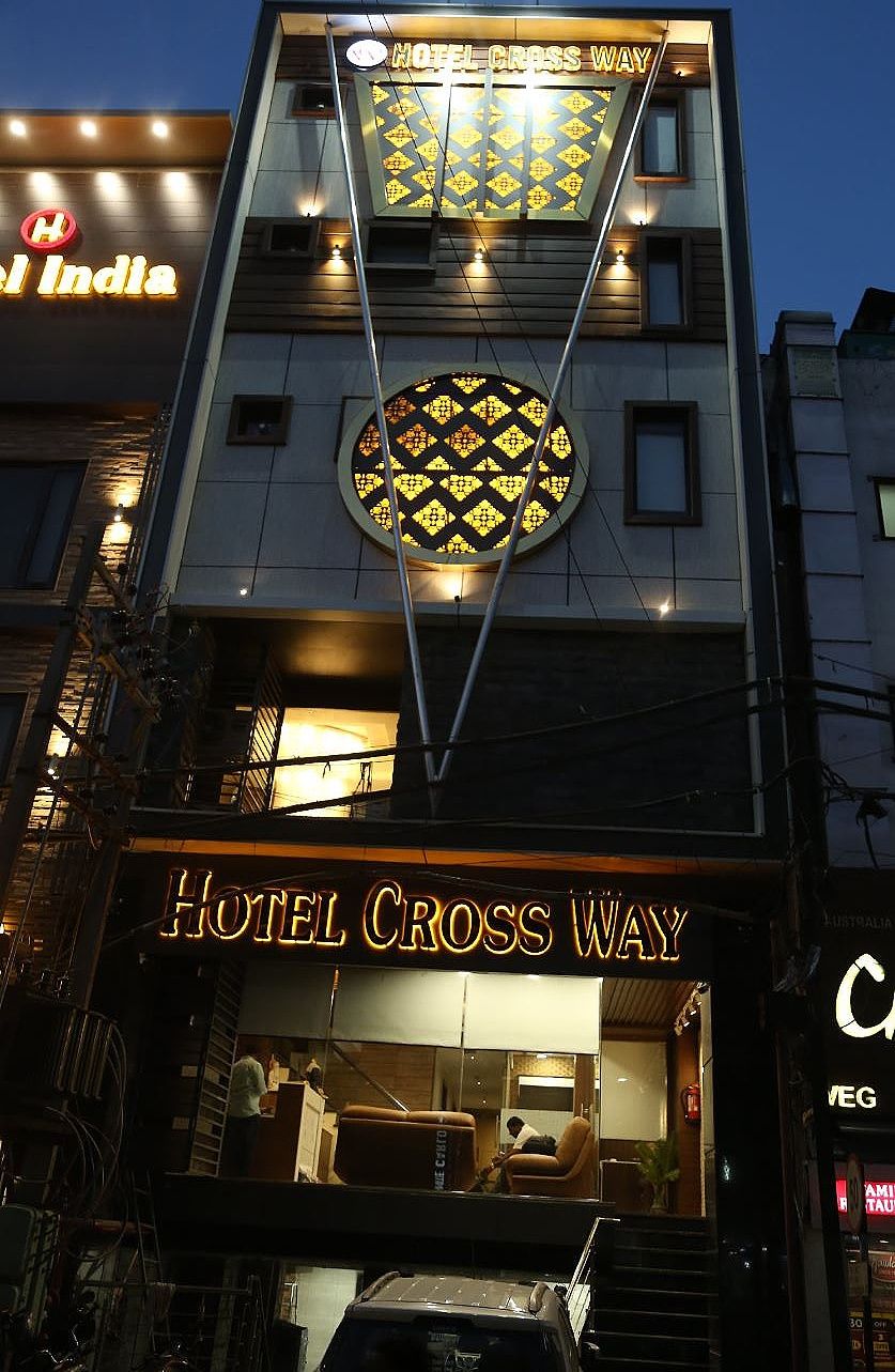 Hotel Crossway