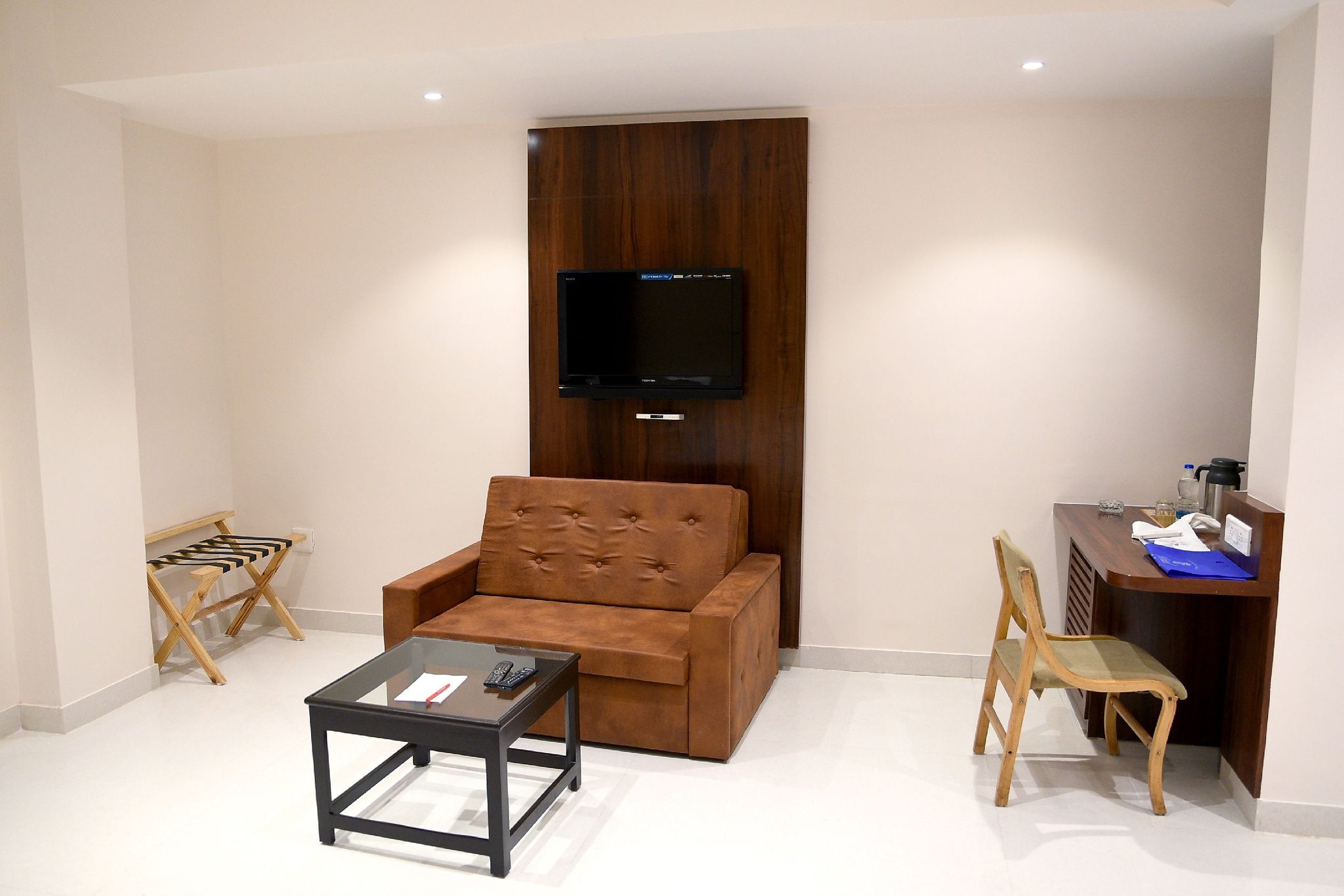 Hotel Celebration Royal Suite 4