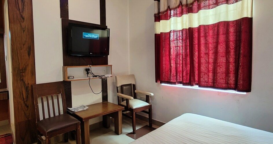 Vaishali comforts Standard Non AC Room 9