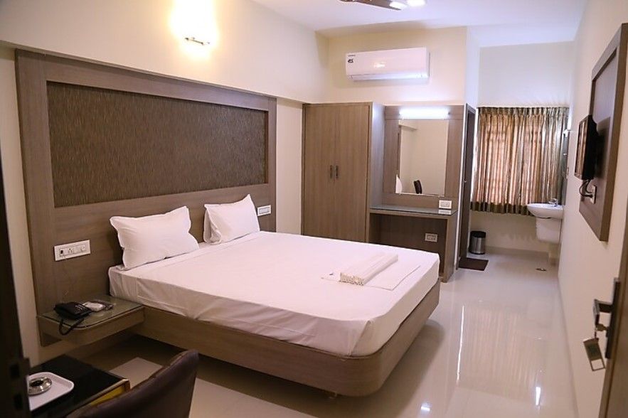 Master Suite AC With Free Wifi