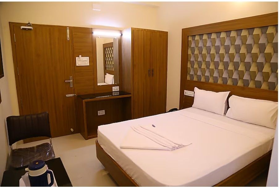 Super Deluxe with Free Wifi