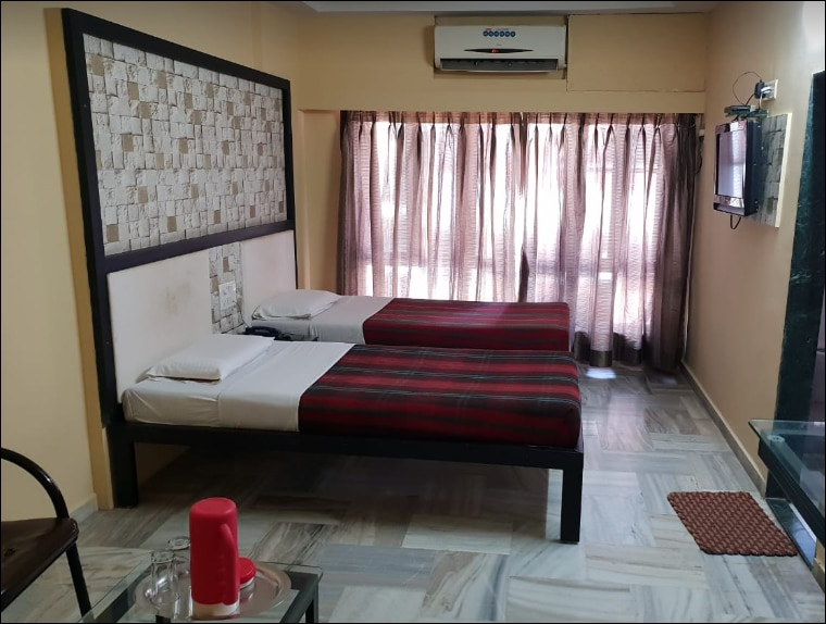 Hotel Woodlands Inn Deluxe Room 5