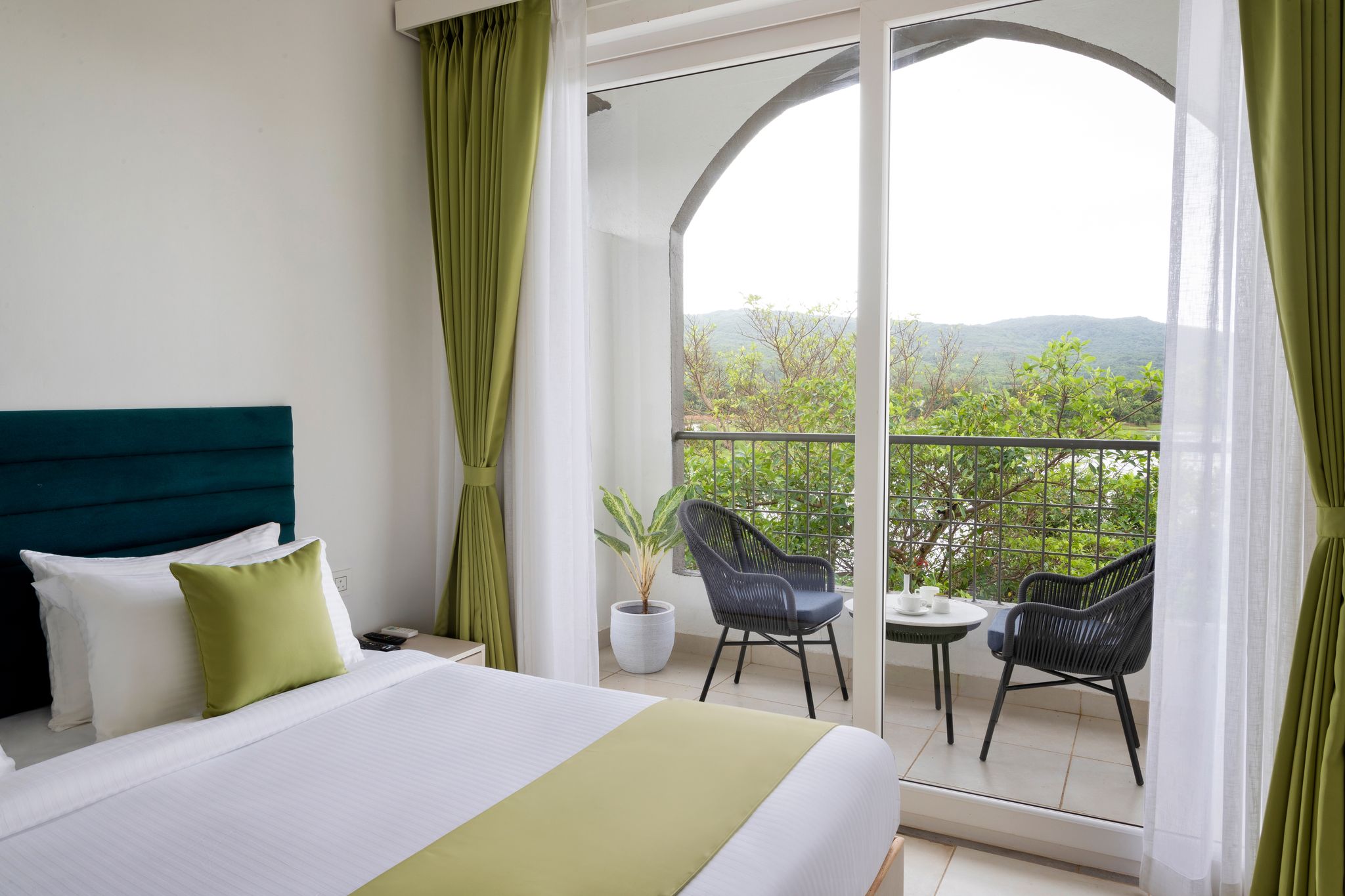 Stone Wood Hotel Amboli Standard Room 2