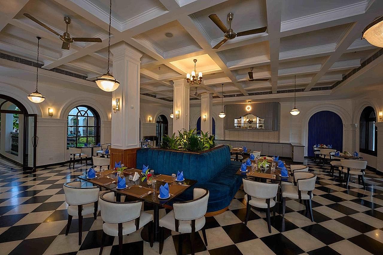 Food & Dining