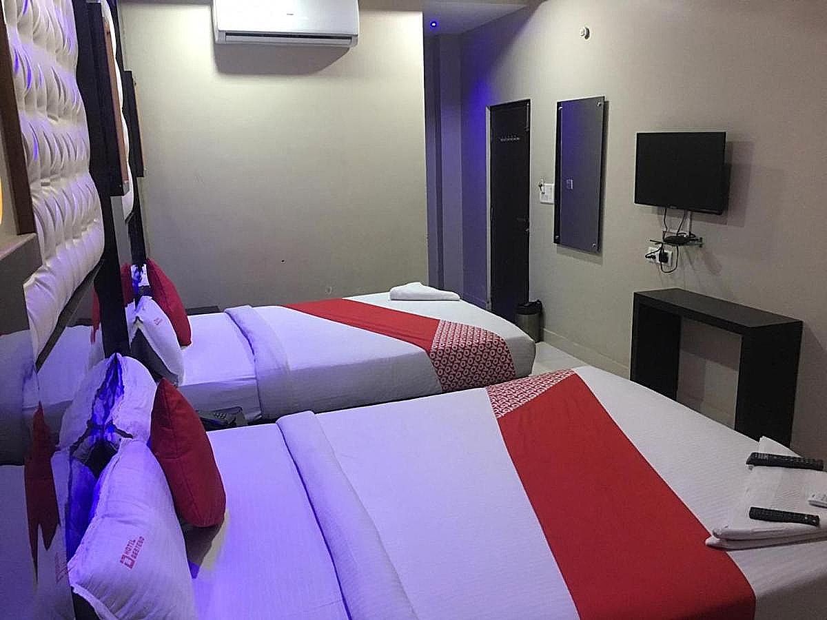 Double Deluxe Non AC