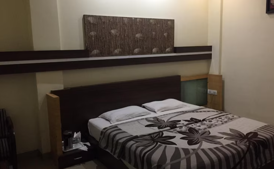 Hotel 9th Planet Deluxe Room 2