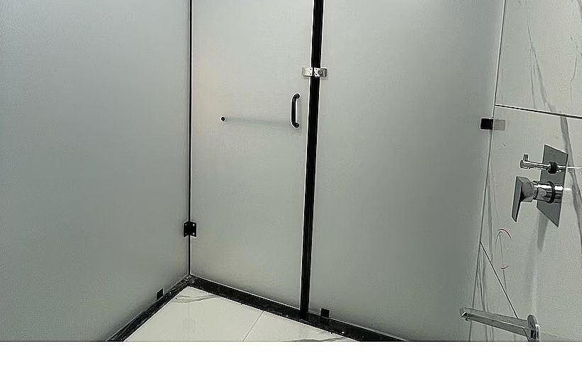 Deluxe Room with Shower