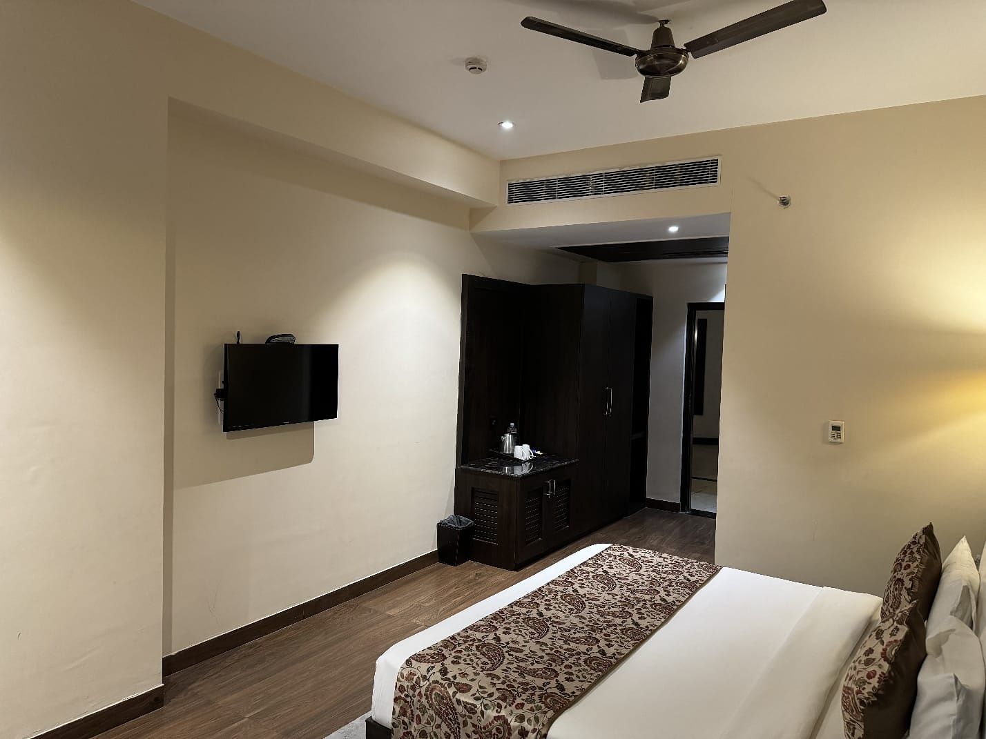 Chinmay Resort Executive Room 5