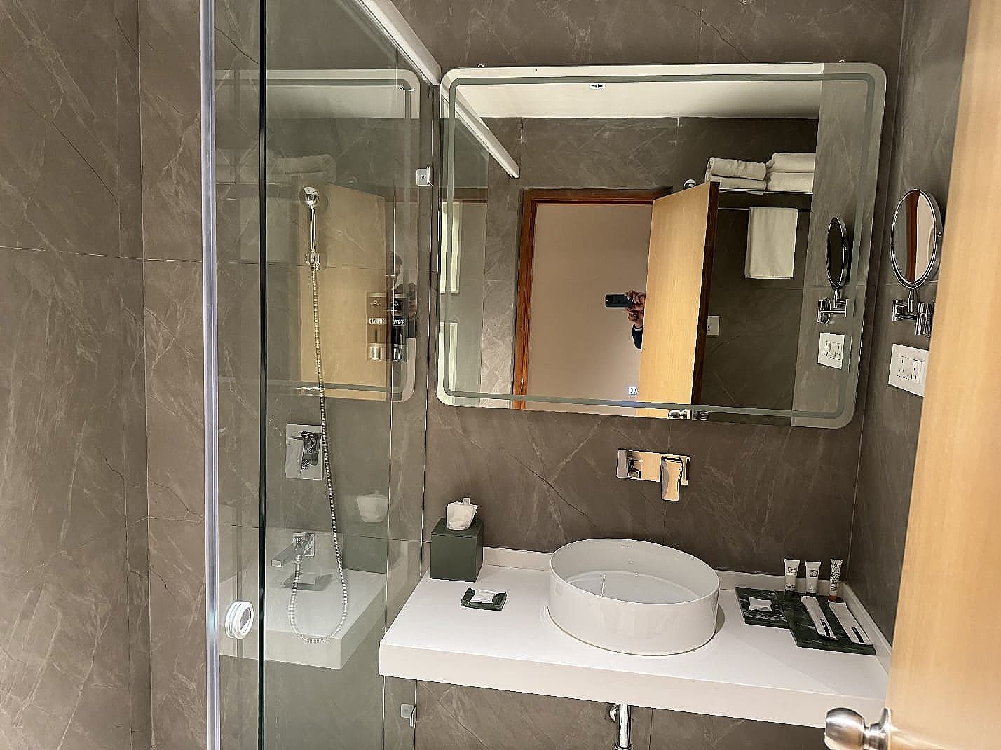 Chinmay Resort Executive Room 4