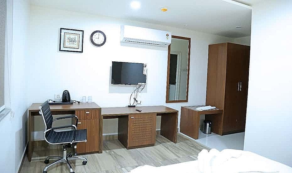 HOTEL SHUBHAM CELEBRATIONS - KOMPALLY Deluxe AC Rooms 5