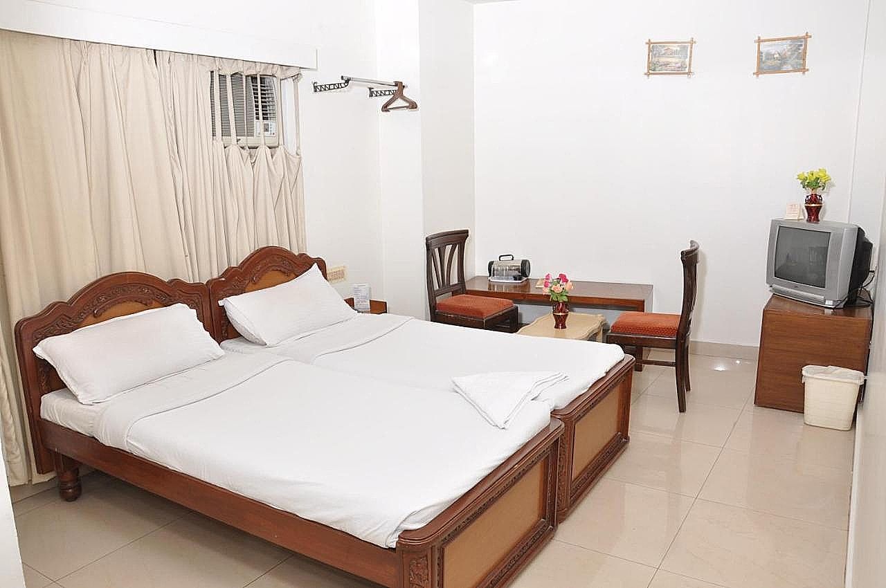 HOTEL SITARA PARADISE - AMEERPET  Standard A/C Room 5