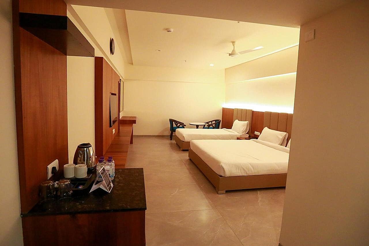 HOTEL SHUBHAM PALACE - NARSINGHI Executive Room 4