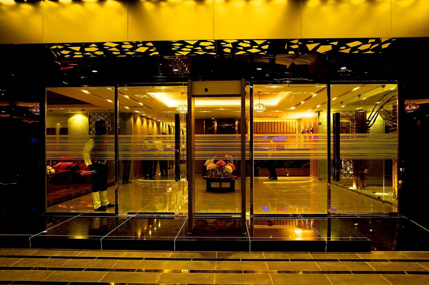 Hotel Exterior