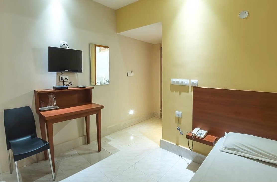 Deluxe Non AC Double Room