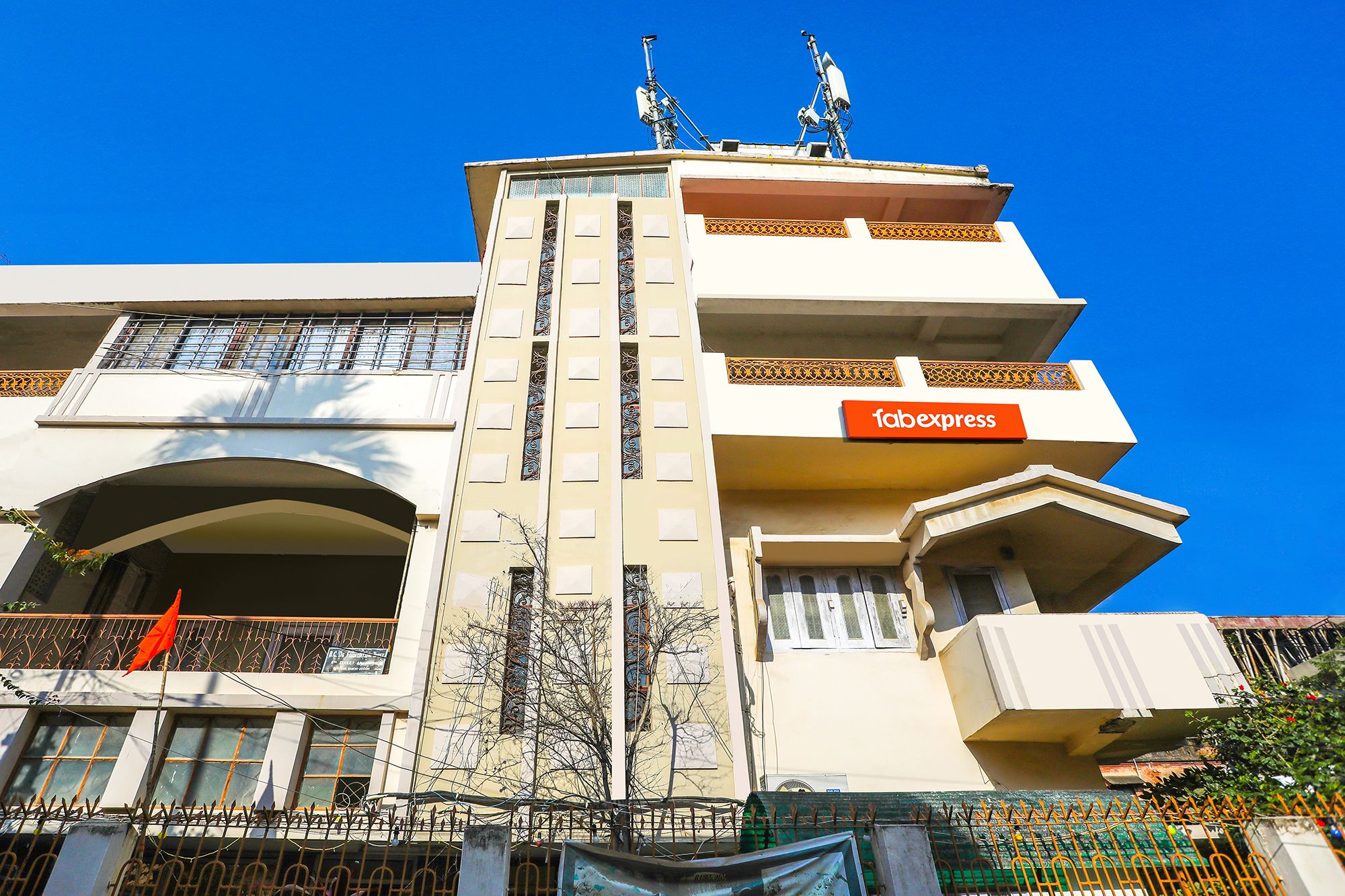 FabHotel Corporate Stays