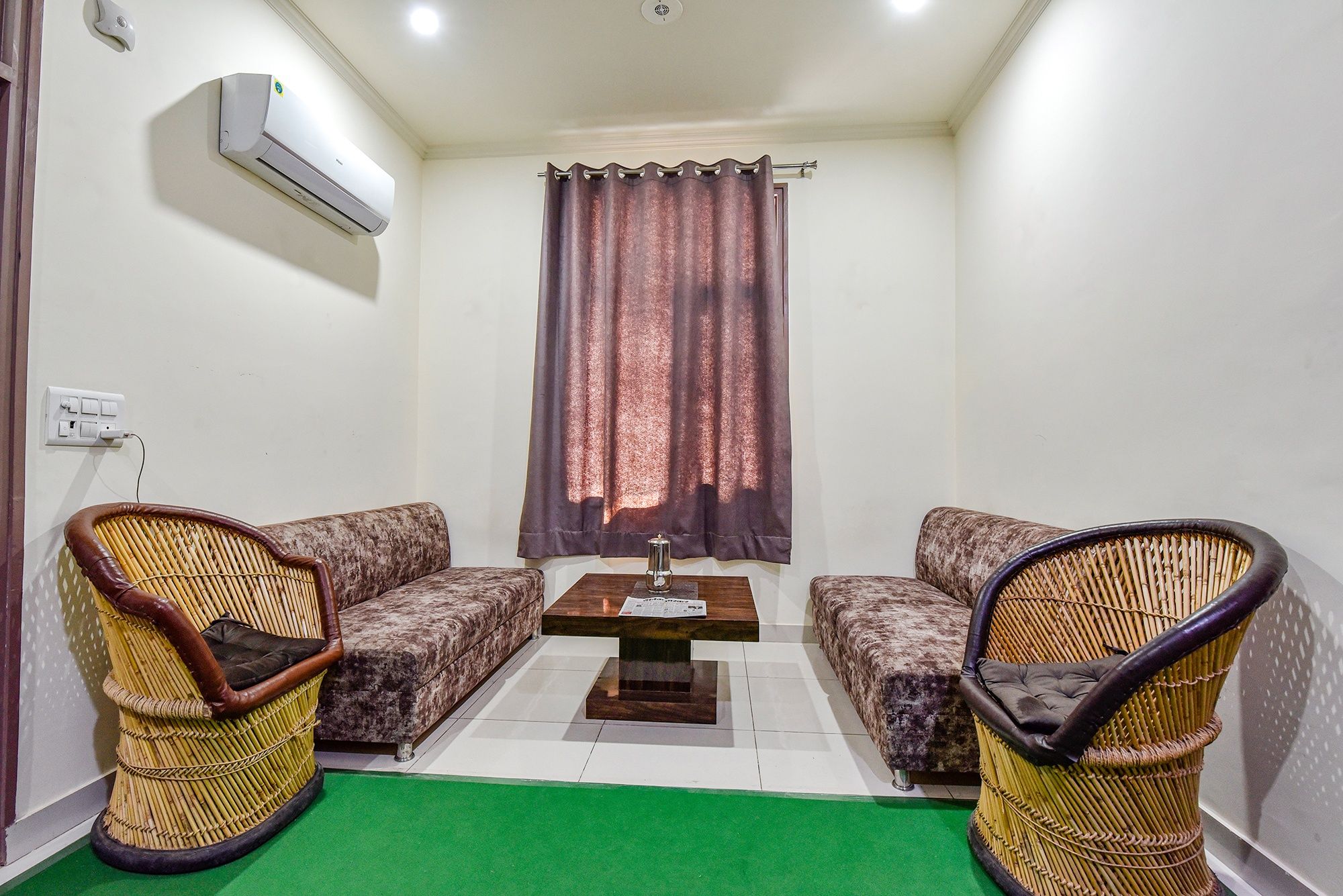 FabHotel Moon Light Palace