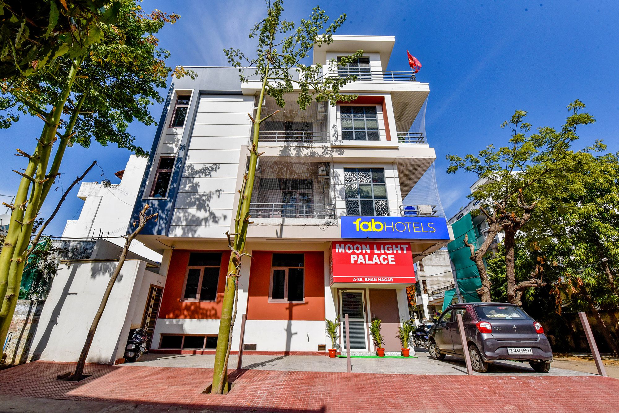 FabHotel Moon Light Palace