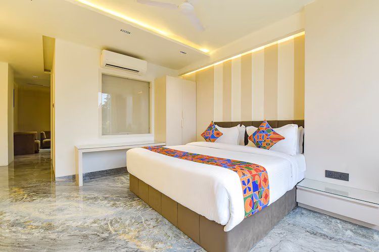 FabHotel Prime The Grey Circle Suite Room