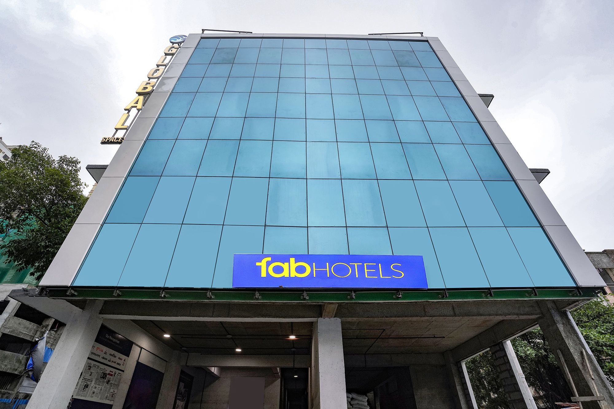 FabHotel Global Spaces