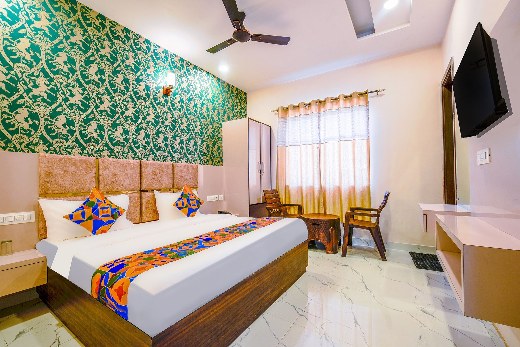 FabHotel Lohgarh Inn Deluxe Room 2