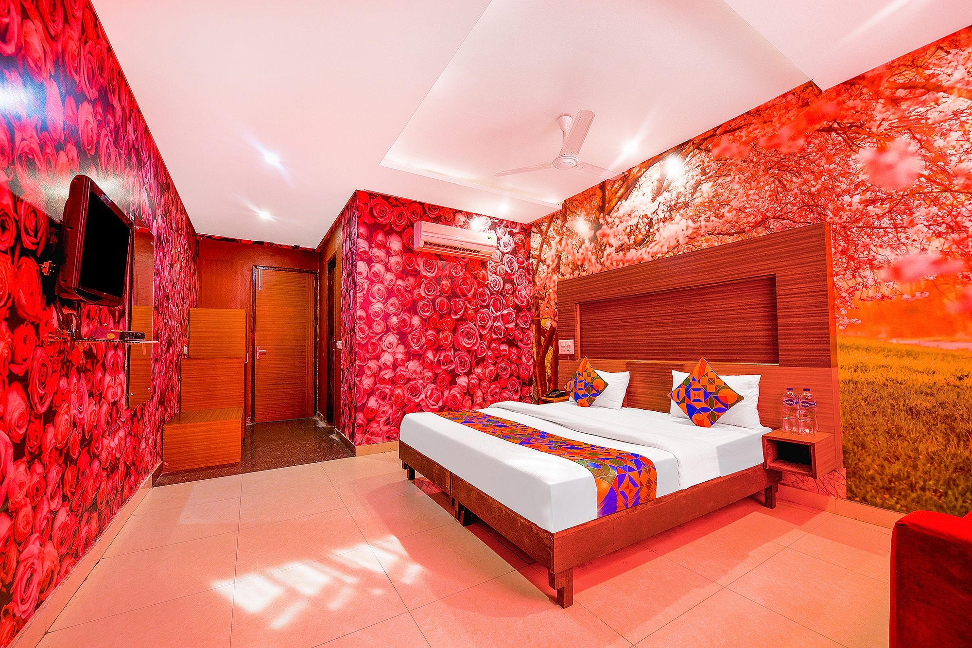  FabHotel The Mirage Deluxe Room 4