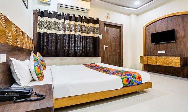 FabHotel Blue Star - Butibori Suite Room 4