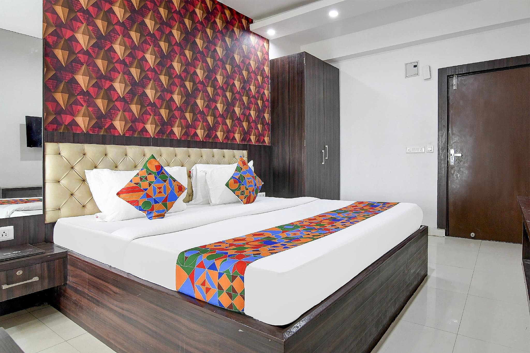 Suite Room