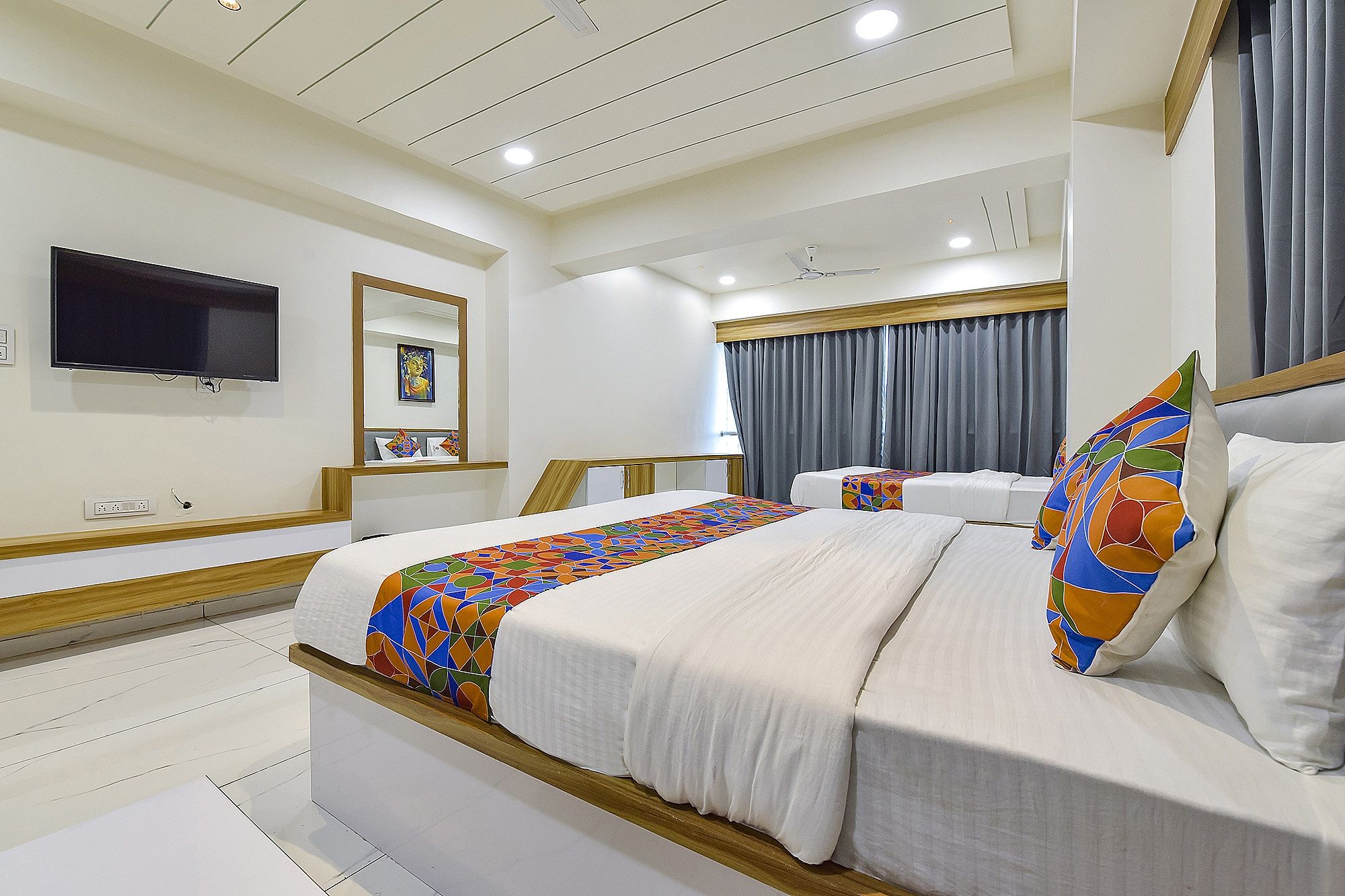  FabHotel Bliss Deluxe Room 3