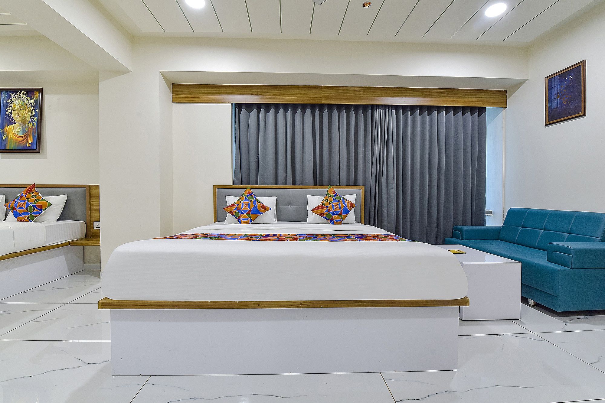  FabHotel Bliss Deluxe Room