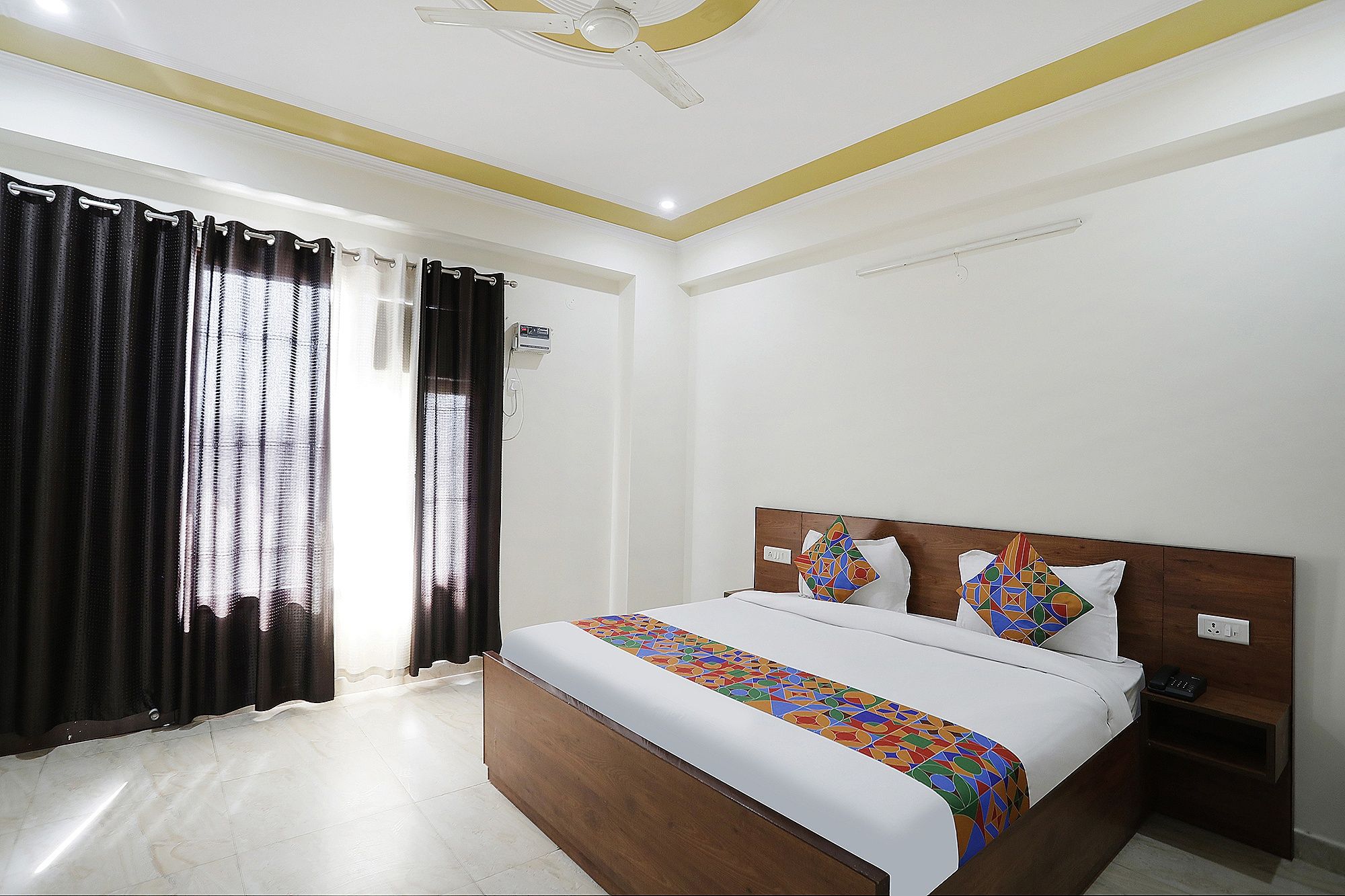  FabHotel Star Corporate Suite I Deluxe Room